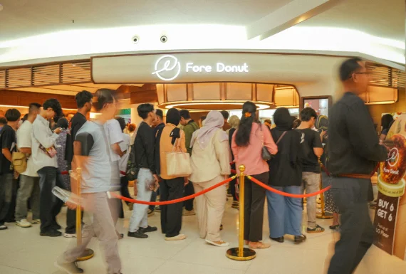 Fore Donut During Opening Day