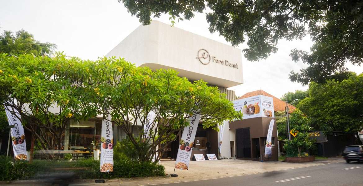 Fore Donut now opens at Panglima Polim